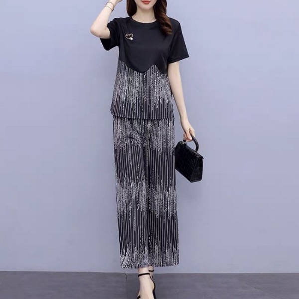 Set kiểu họa tiết kèm phụ kiện cao cấp